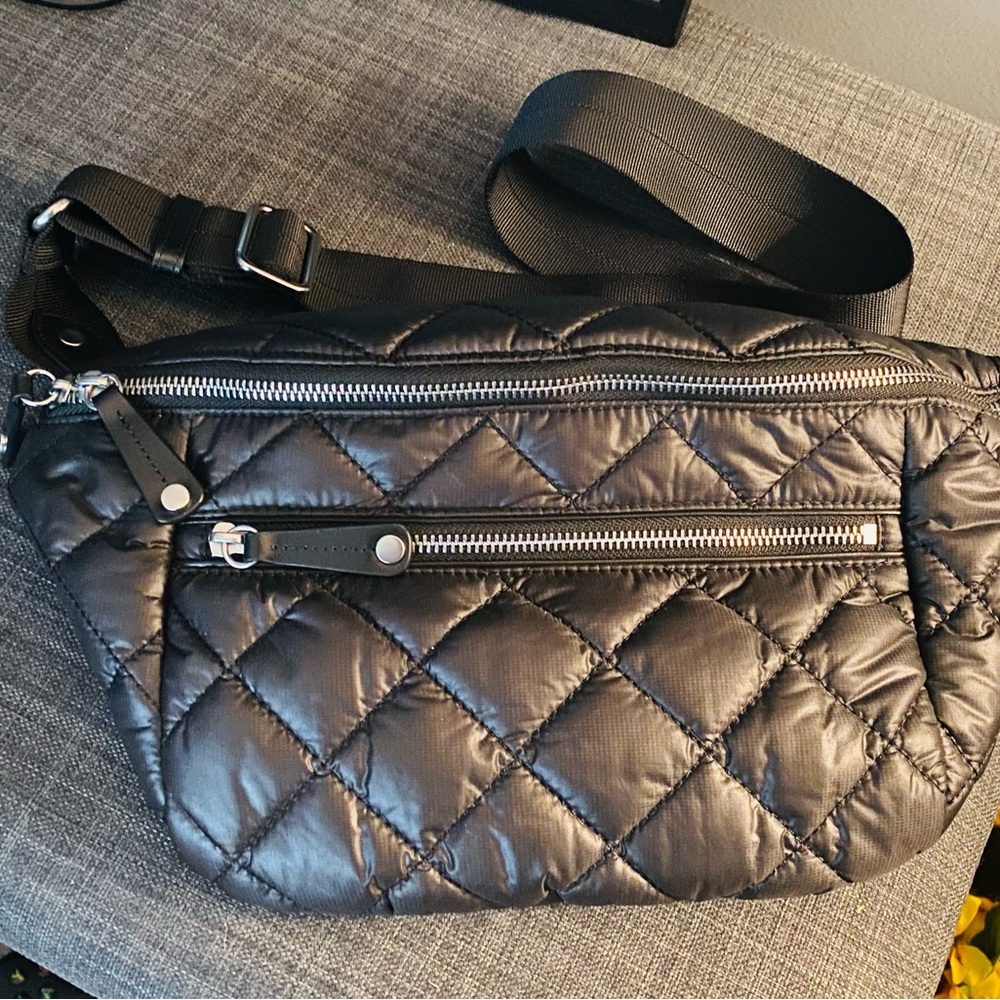 Quince Transit Quilted Sling Bag NWOT